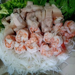 เมี่ยงหมูสามชั้น &ซีฟุ้ด by จุ๊บแจง