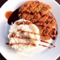 ข้าวสะโพกไก่กรอบ+ซอสหวาน