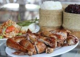 {โปรขายดี} ตำแตง+ไก่ย่าง+ลาบหมู+ข้าวเหนียว 1ห่อ