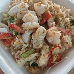 ข้าวผัดทะเล