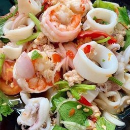 ยำกุ้ง+ปลาหมึก