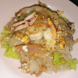 ก๋วยเตี๋ยวคั่วทะเล