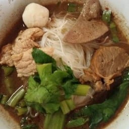 ก๋วยเตี๋ยวเรืออยุธยาตรงข้าม รร.พระหฤทัยดอนเมือง ตรงข้ามรร.พระหฤทัยดอนเมือง