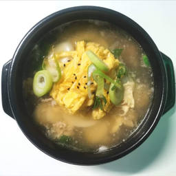 ต็อกกุก 떡국 Tteok-guk