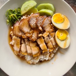 ข้าวหมูแดงหมูกรอบ+ไข่ต้ม