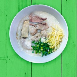 โจ๊กไม่ใส่ไข่ ใส่เครื่องใน (หมู ตับ ไส้ กระเพาะ)