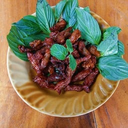 ยายวาสลาบก้อย