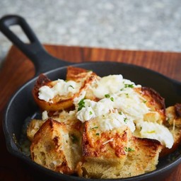 Truffle Garlic Bread