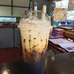 โอเลี้ยงนมสด