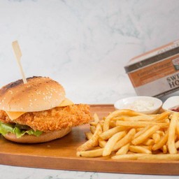 ชีสเบอร์เกอร์ไก่ทอดกับเฟร้นฟราย