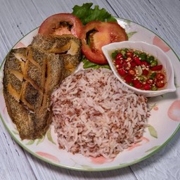ข้าวปลาแกะ ข้าวยำปลาแซ่บ by หนึ่งเดียว