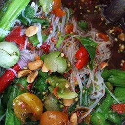 ตำขนมจีน