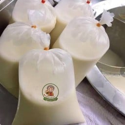 น้ำผึ้งนมสดร้อน