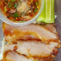 คอหมูอบ