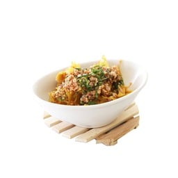 ยำเกี๊ยวกรอบ