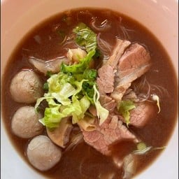 เตี๋ยวเนื้อเฮียเสก ราชวัตร(เจ้าเก่า ลงลิ้น สิรินธร)