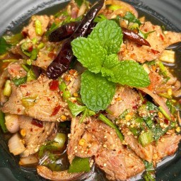ตำ ท้าย ซอย (ส้มตำ ยำ ทอด ย่าง ลาบ น้ำตก)