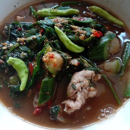 แกงอ่อมหมู