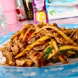 อาหารตามสั่ง ครัวเมียช่าง พันท้ายนรสิงห์