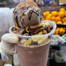 Pang Yen Smoothie + Ice Cream
