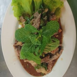 น้ำตกเนื้อ