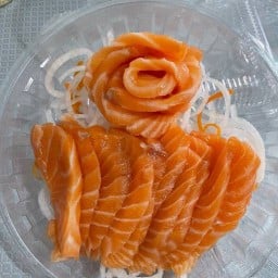 ซูชิเเละอาหารจานเดียวบ้านรักษ์