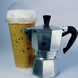 กาแฟสดBetter day Coffee,Milk,food BY Maxx ในซอยมิตรภาพ ข้างๆตึกบางนาทาวเวอร์