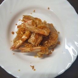 กุ้งทอดกระเทียม