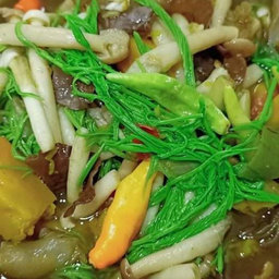 แกงเห็ดรวมมิตร