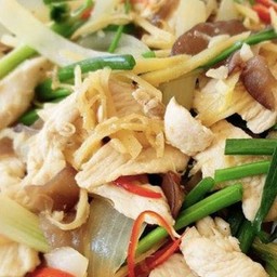 ไก่ผัดขิง