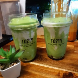 นมเหนียวชาเขียว