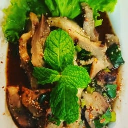 น้ำตกคอหมู