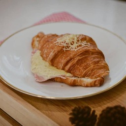 Ham & Cheese croissant