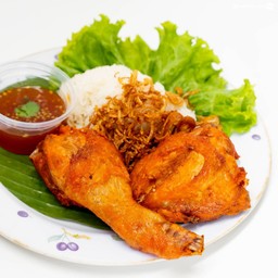 ร้านพี่นาข้าวเหนียวไก่ทอดฮาลาล