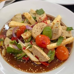 ยำหมูยอไข่แดง