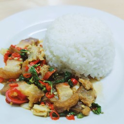 ข้าวผัดกะเพรา