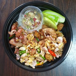 ข้าวหมูทอดกระเทียมลูกโดด