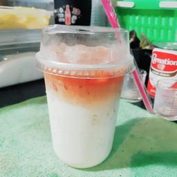 ชาเย็นนมสด