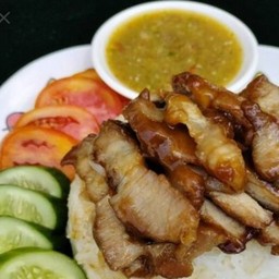 หมูทอดจิ้มซีฟู้ด
