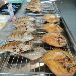 เหลียง ปลานิลทอดเกลือตลาดหนองหมู ไม่ใส่ผงชูรสไม่ใส่ซอส
