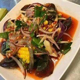 ยำข้าวโพดเยี่ยวม้ากุ้งสด