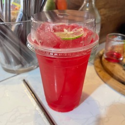 น้ำแดงมะนาวโซดา