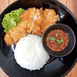 ข้าวไก่ทอดจิ้มแจ่ว