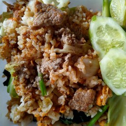ข้าวผัดหมูชิ้น
