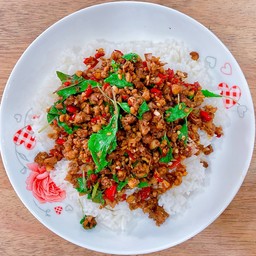 กะเพราหมูสับ(ราดข้าว)