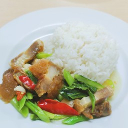 ข้าว+ผัดคะน้า