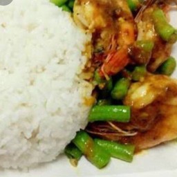 ข้าวเครื่องแกง