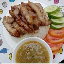 ข้าวหมูทอดจิ้มซีฟู้ด