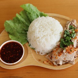 ข้าวหมูสด