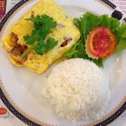 ไข่ยัดไส้ราดข้าว